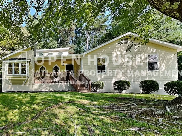 3521 Birchwood Trl, Snellville, GA 30078