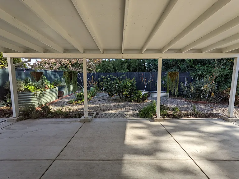 7193 Romford Ct — Photo 35