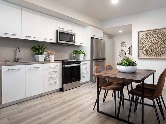 5th image of 477 S Market St #4365652