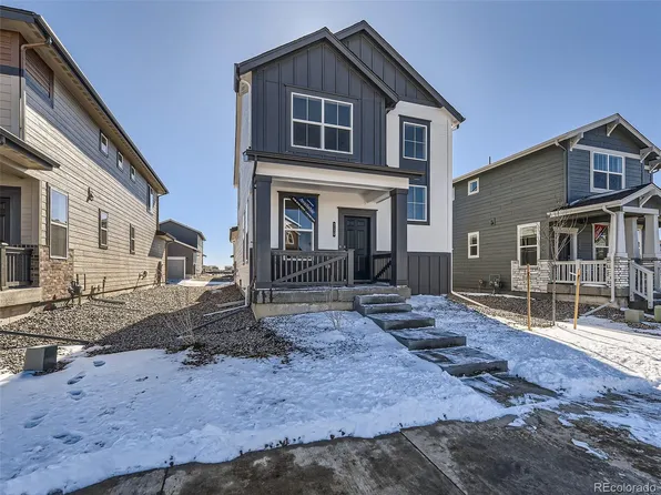 710 Cottonwood Avenue, Bennett, CO 80102