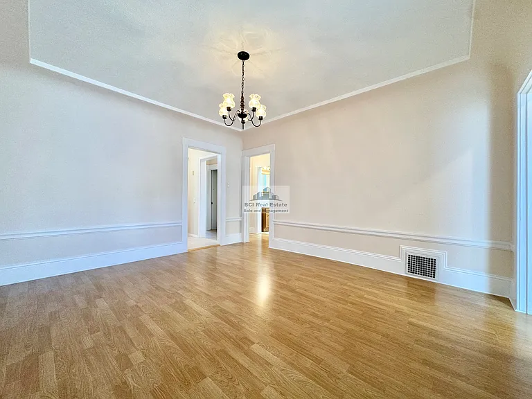 555 Silver Ave — Photo 7