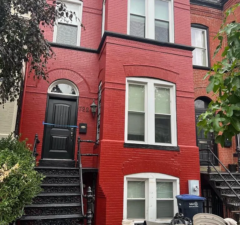 722 G St NE