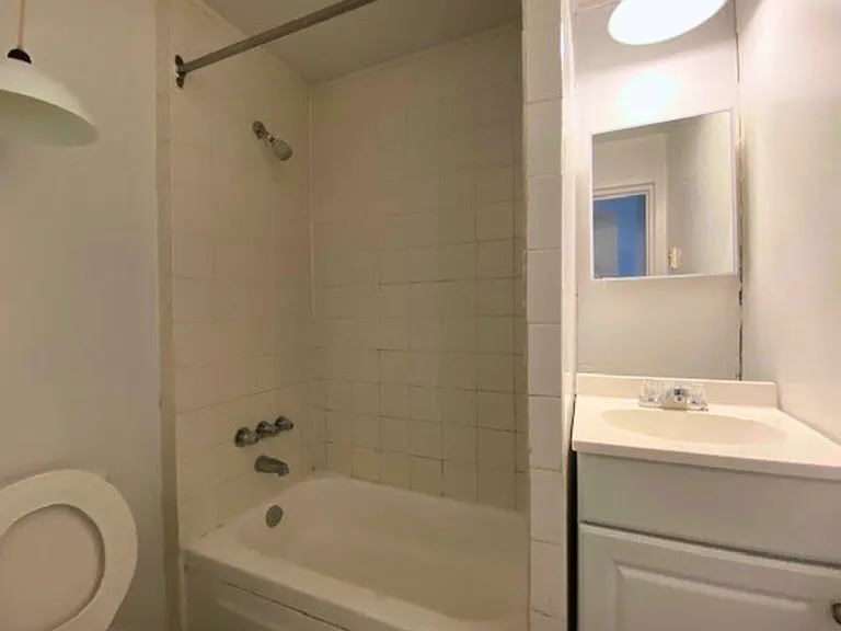 230 Gloucester St — Photo 25