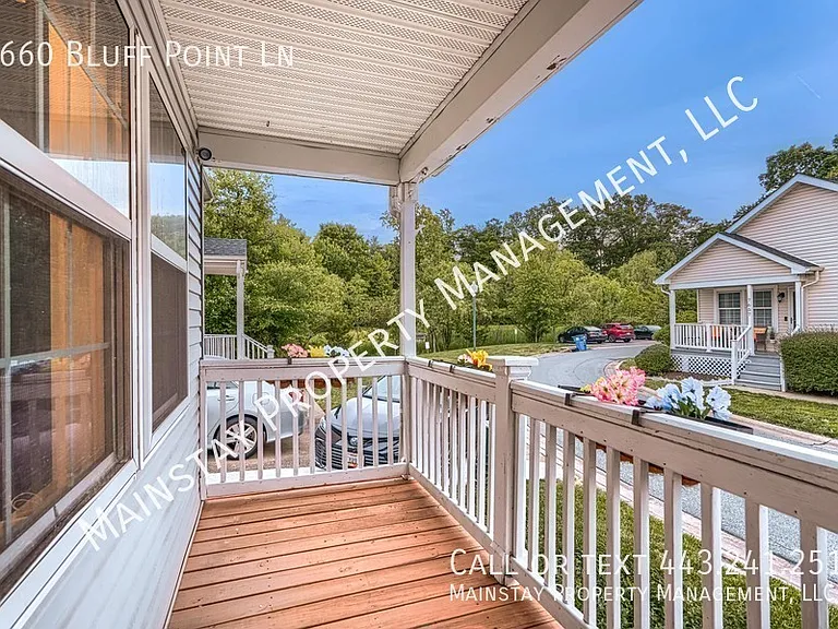 7660 Bluff Point Ln — Photo 3