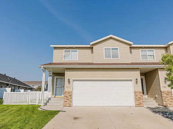 4285 Estate Dr S, Fargo, ND 58104