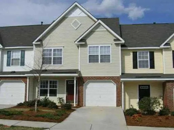 380 Luzelle Dr, Winston Salem, NC 27103