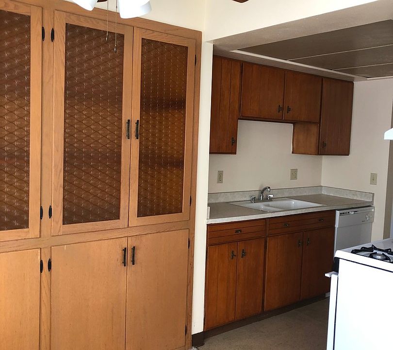 1st image of 2580 N Oakland Ave #208