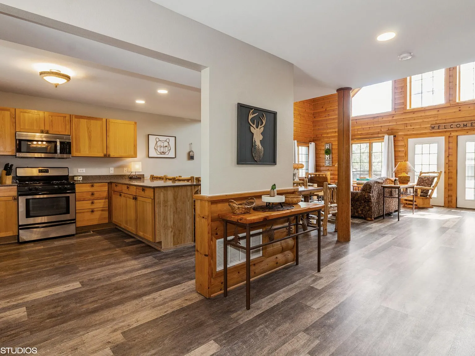 3 bed, 2800 sqft, $5,500 — Photo 3