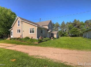 426 S Plumb Rd, Stanton, MI 48888