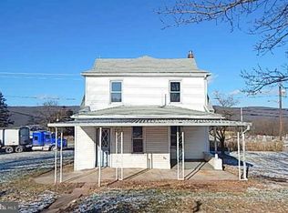 417 E Main St, Hegins, PA 17938