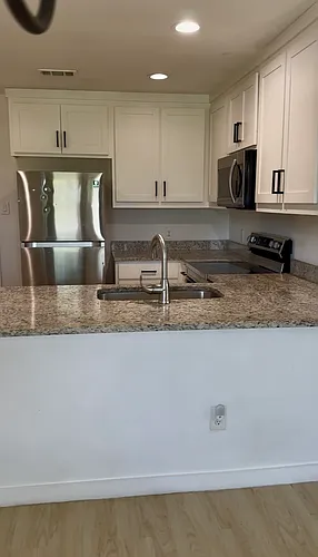 302 Stallings St Photo 1