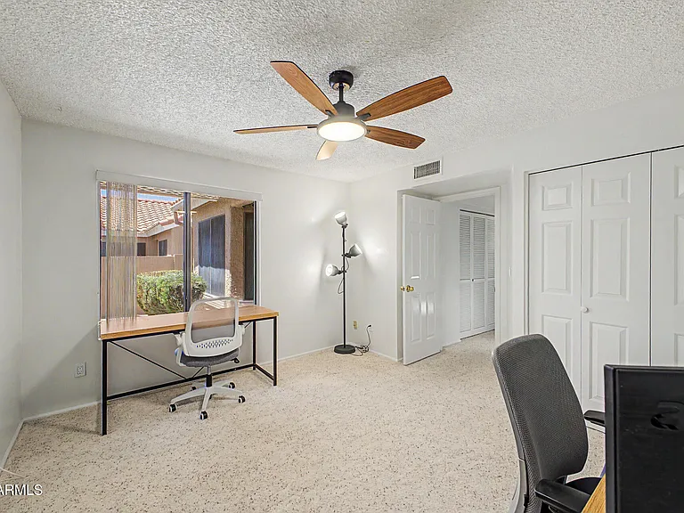 3510 E Hampton Ave #17 — Photo 41