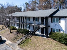 1308 Springmont Ln