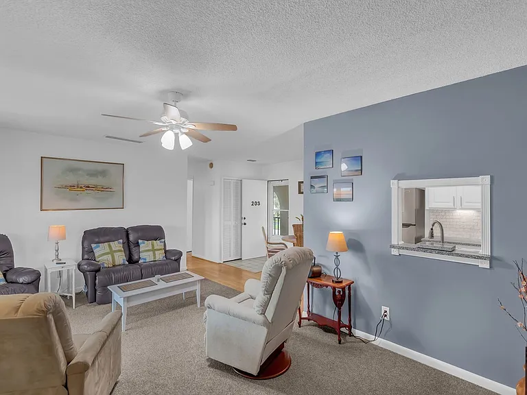 1860 Robalo Dr #203A — Photo 10