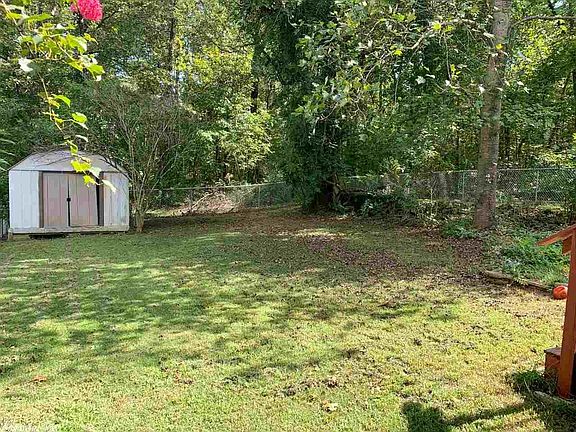 3rd image of 63 Powhatan Dr