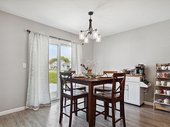 5th image of 18299 Saker Ct