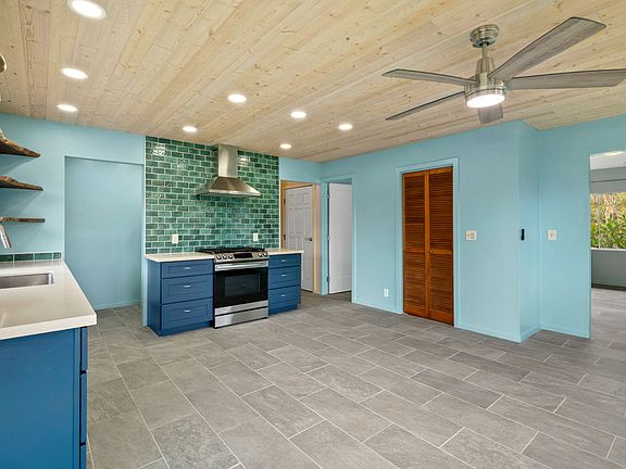 5th image of 408 Molo St
