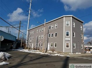 202 Noble Ave APT 2, Bridgeport, CT 06608