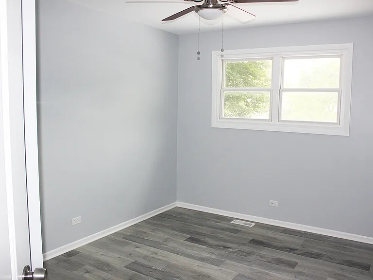 826 River Dr — Photo 8