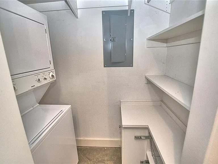 845 Spring St NW #109 — Photo 10