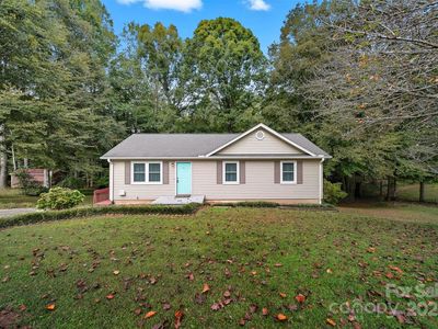 4168 Forest Point Dr, Hickory, NC, 28602