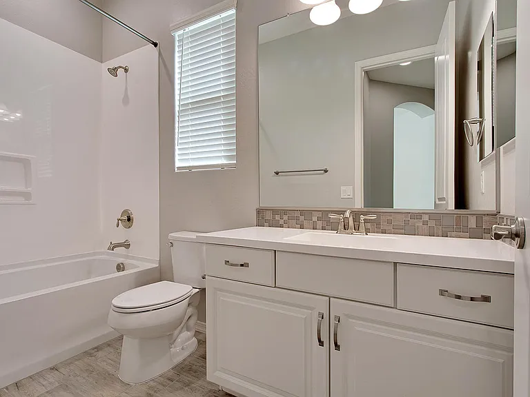 4290 E Cynthia St — Photo 40