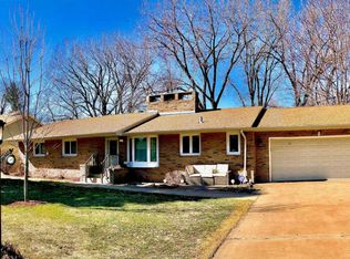251 Rice Creek Ter NE, Fridley, MN 55432