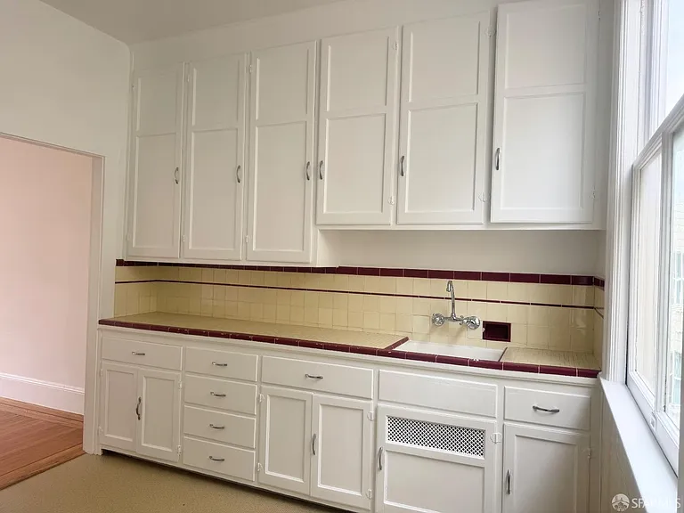 1459 Haight St #5 — Photo 7