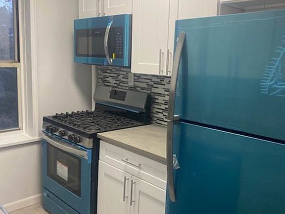 2nd image of 5410 Netherland Ave APT A21