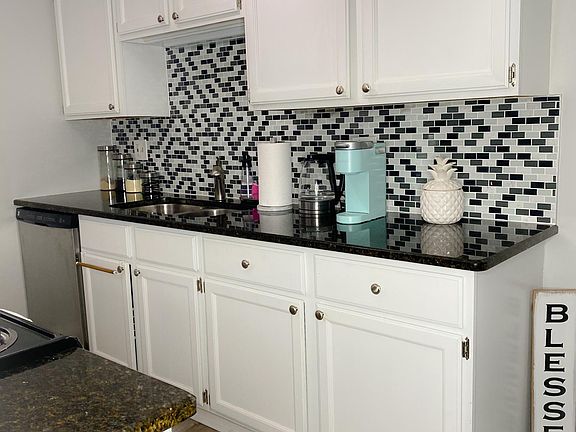 3rd image of 1670 Cedarwood Dr #259