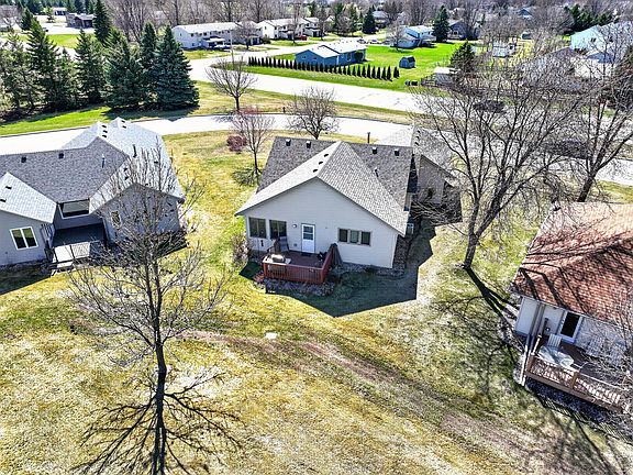 3rd image of 1288 Westbrook Cir
