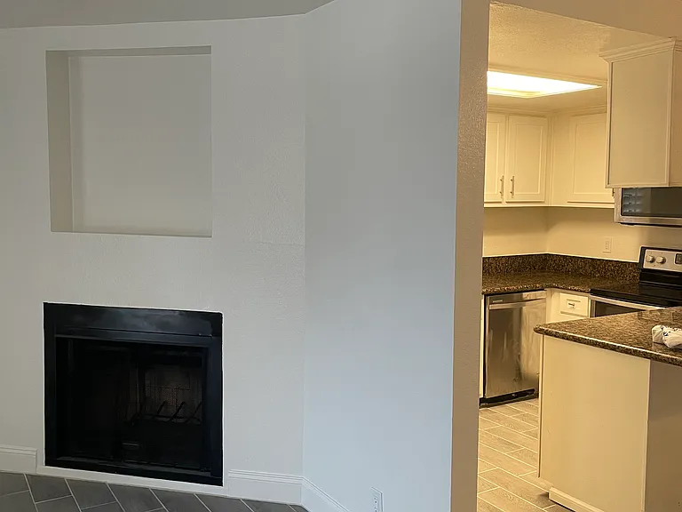 2164 Oceanside Blvd — Photo 6