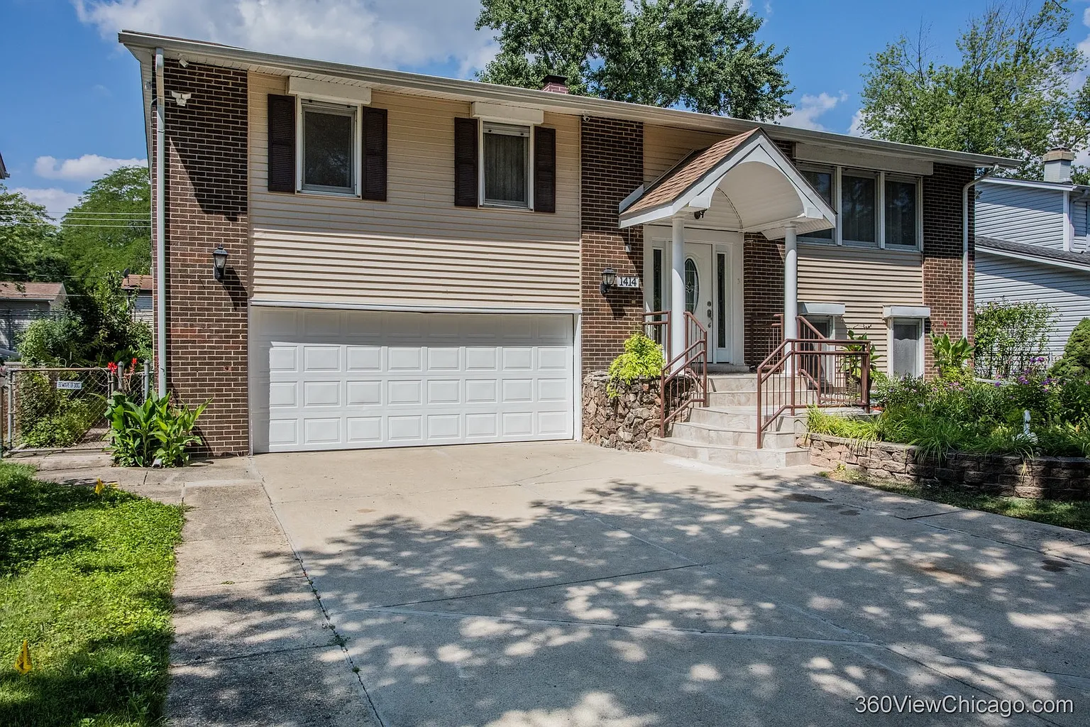 1414 S Robert Dr photo 1