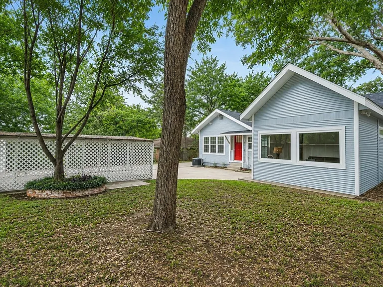 603 Crockett St — Photo 41