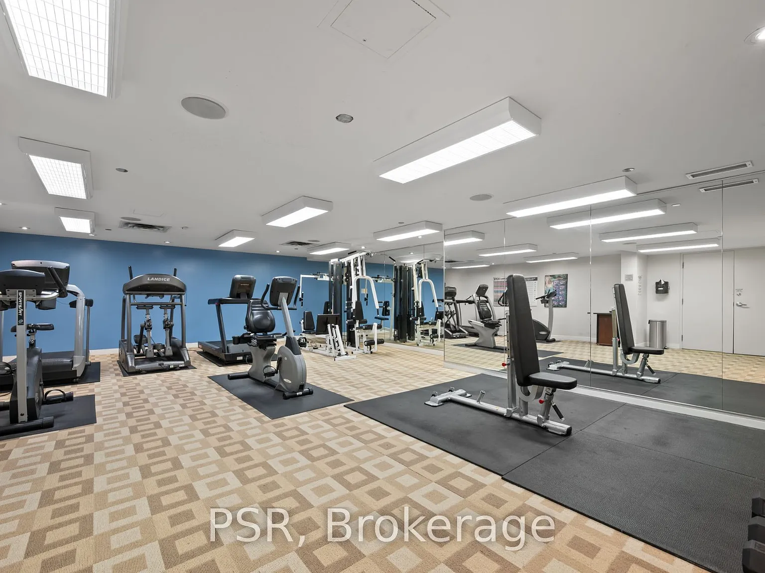 1 bed, $2,589 — Photo 2
