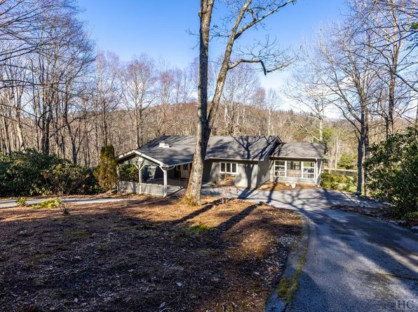 100 Mountain Ash Lane, Highlands, NC 28741
