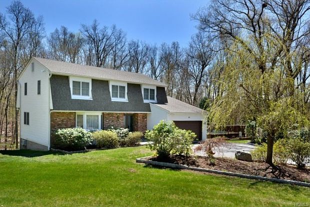 1st image of 49 Hemlock Trail Ct