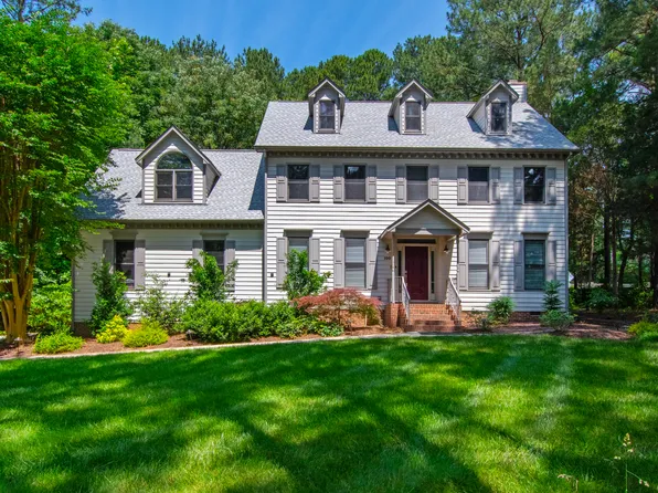 100 Arcadia Ln, Chapel Hill, NC 27514