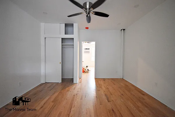 Rented by Compass | media 12