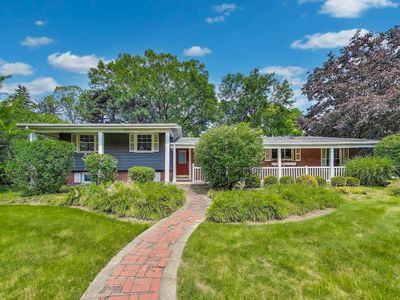 708 S Edgewood Ln, Mount Prospect, IL, 60056