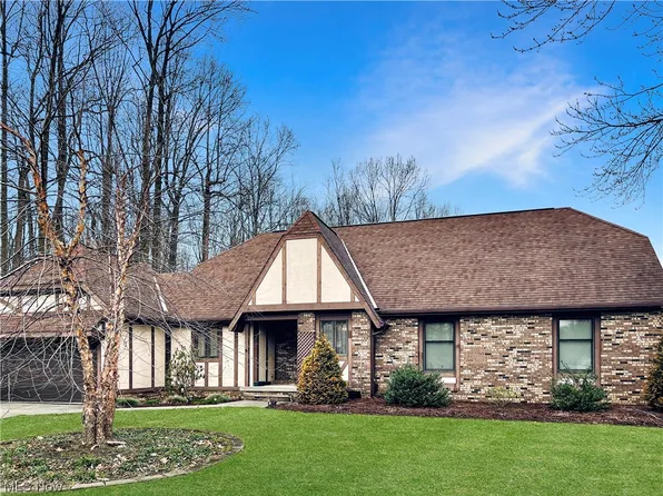 9147 Leah Ct, Mentor, OH 44060