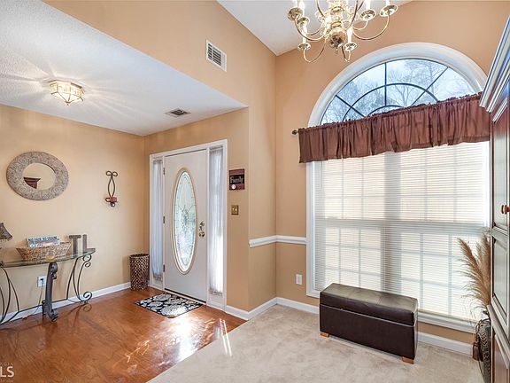 5th image of 107 Dickerson Cove Dr