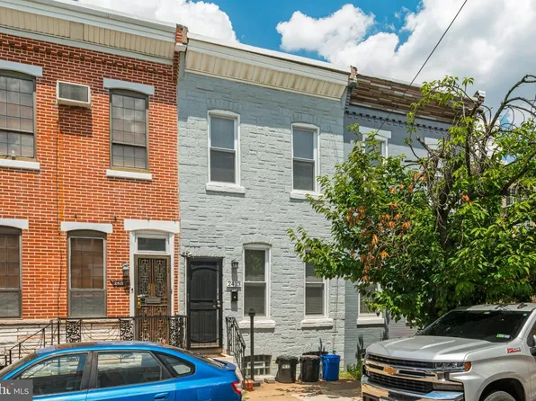 2413 Sharswood St, Philadelphia, PA 19121