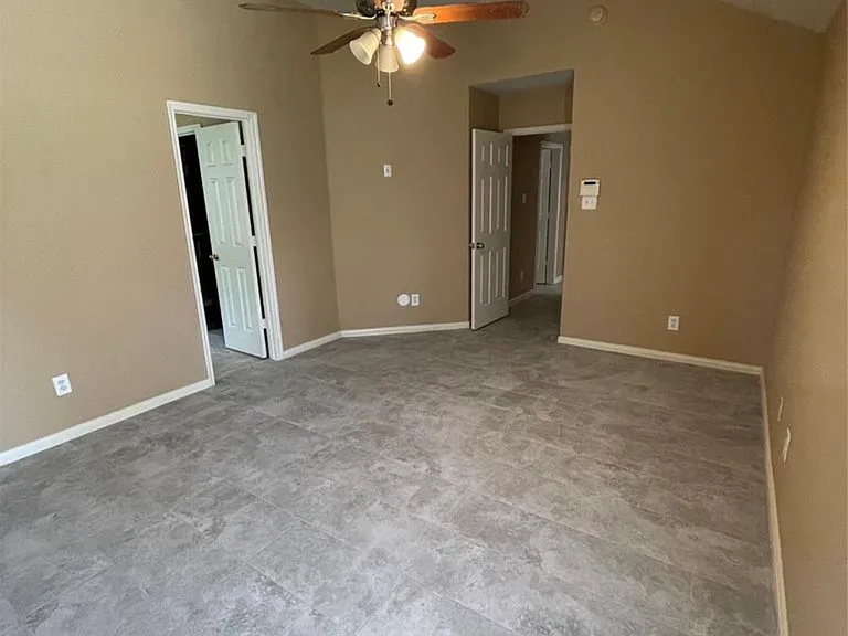 5235 Sherilynn Dr — Photo 5