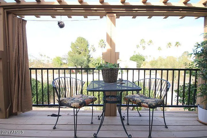 2118 S El Marino — Photo 39