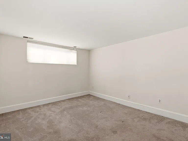 308 E Capitol St NE #11 — Photo 8