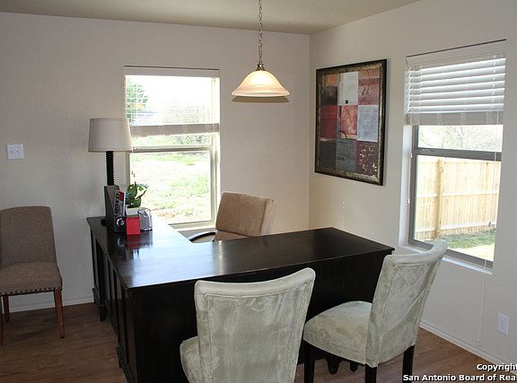 3rd image of 6714 Freedom Oaks