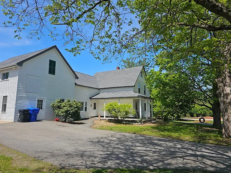 117A Lowell Rd — Photo 1