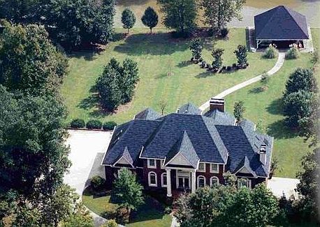 3rd image of 8604 Canal Dr