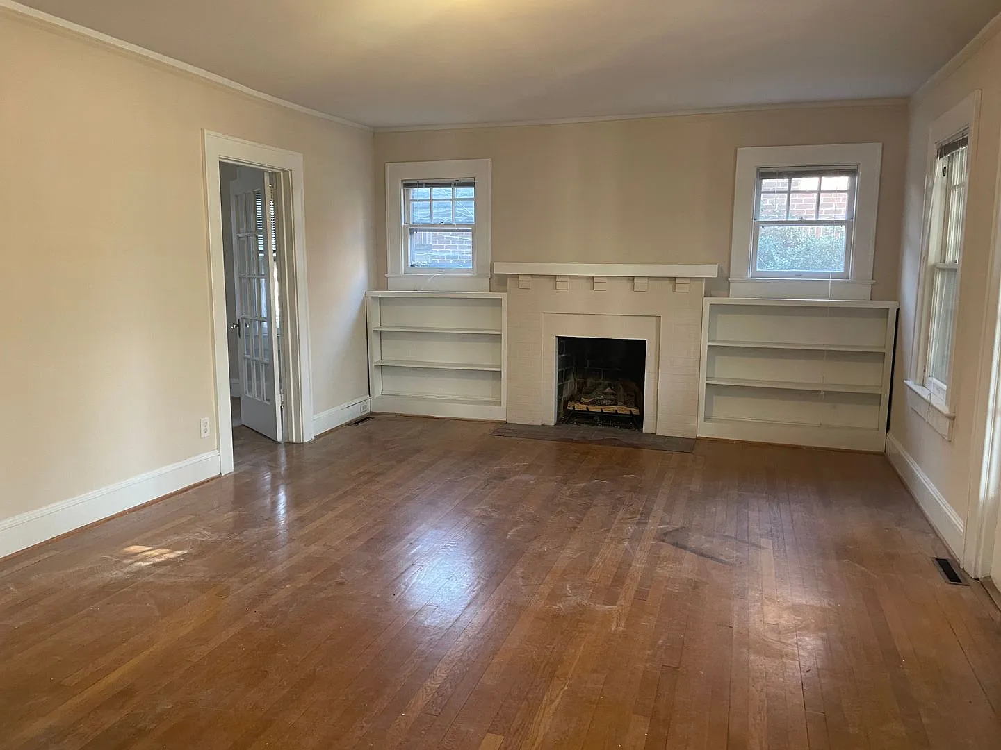 3 Bedroom, 3 Bath convenient to Downtown — Photo 3
